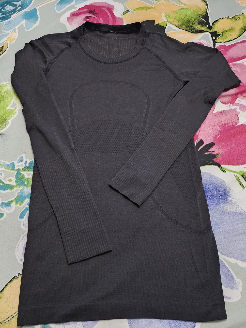 lululemon athletica Black Long-Sleeve Crew Neck Sweater